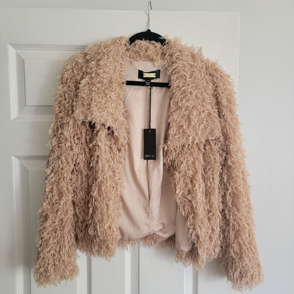 Greyline Pamela Faux Fur Feathery Jacket size Small